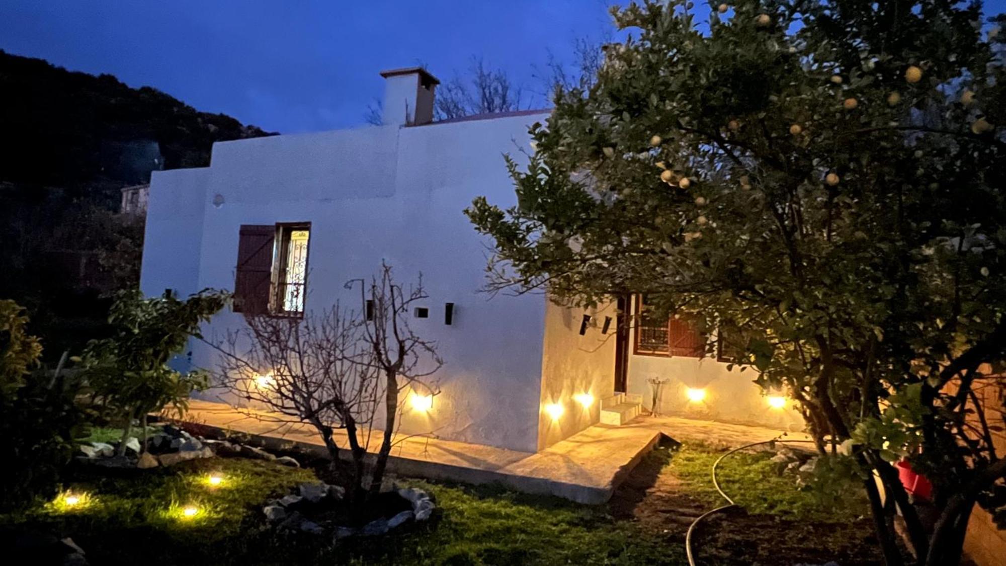 Villa Privee Reservee Aux Familles Aroggou エクステリア 写真